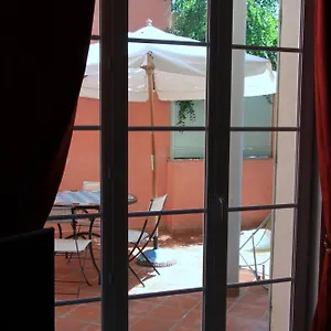 Avec Patio Et Garage Centre Et Sanary-sur-Mer